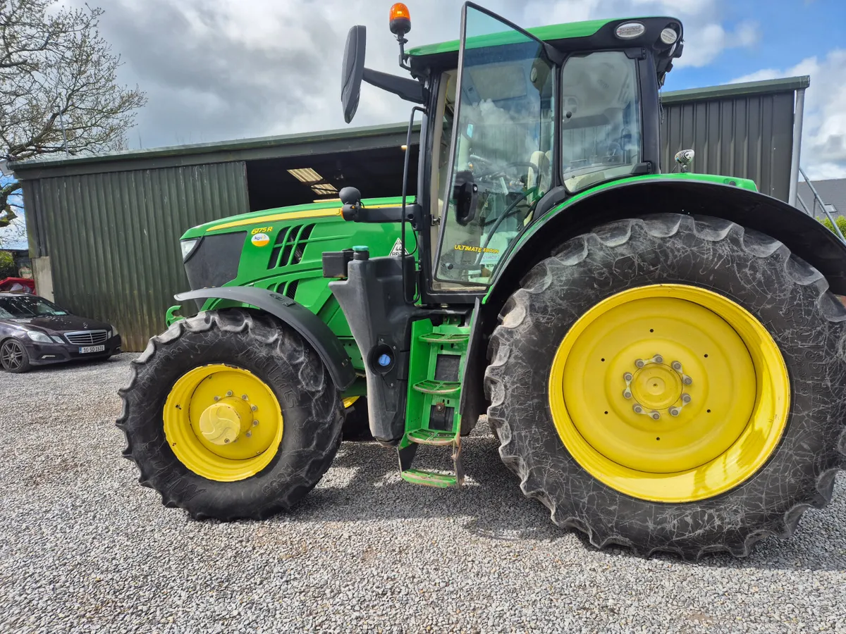 John deere  6175r - Image 1