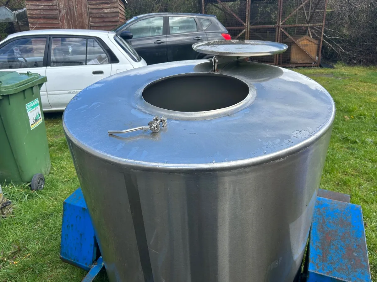 780 liter stainless tank on wheels lights - Image 2