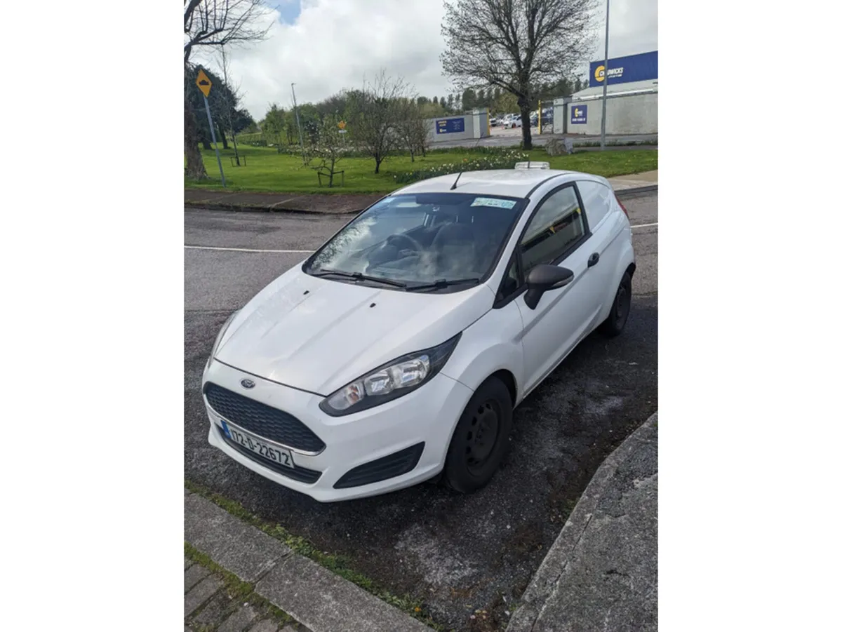 Ford Fiesta 1.5 TDCI BASE— TRADE SALE ONLY — - Image 1
