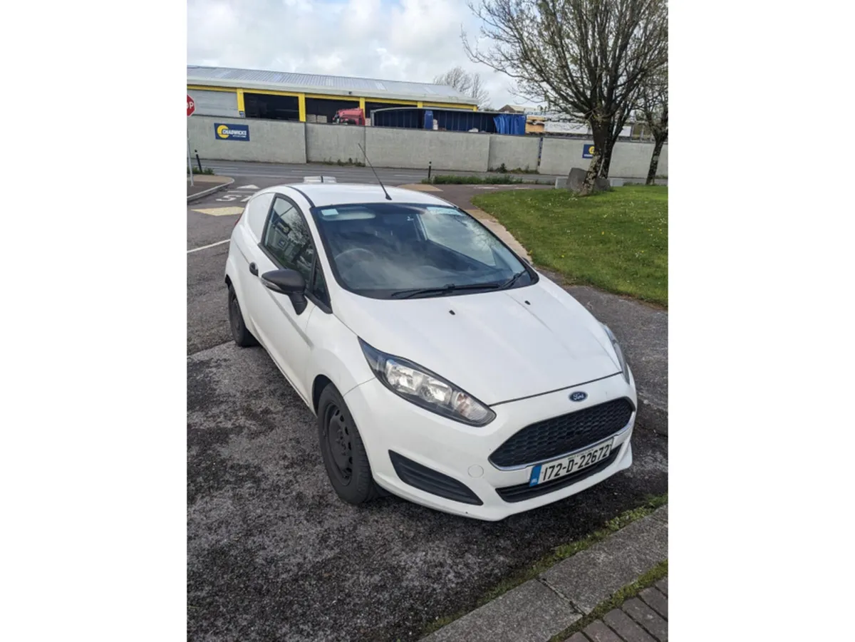 Ford Fiesta 1.5 TDCI BASE— TRADE SALE ONLY — - Image 3