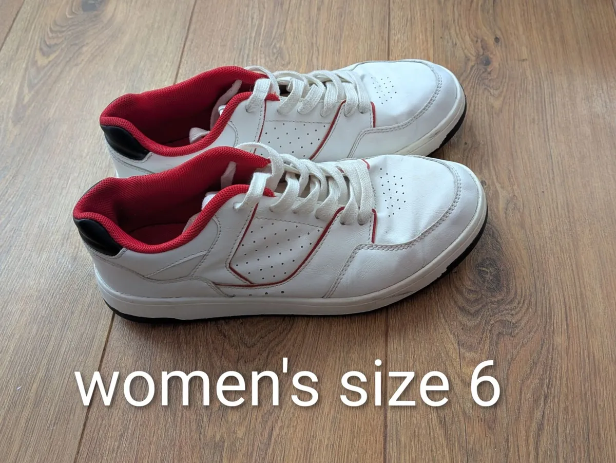 Kids shoes - Image 2