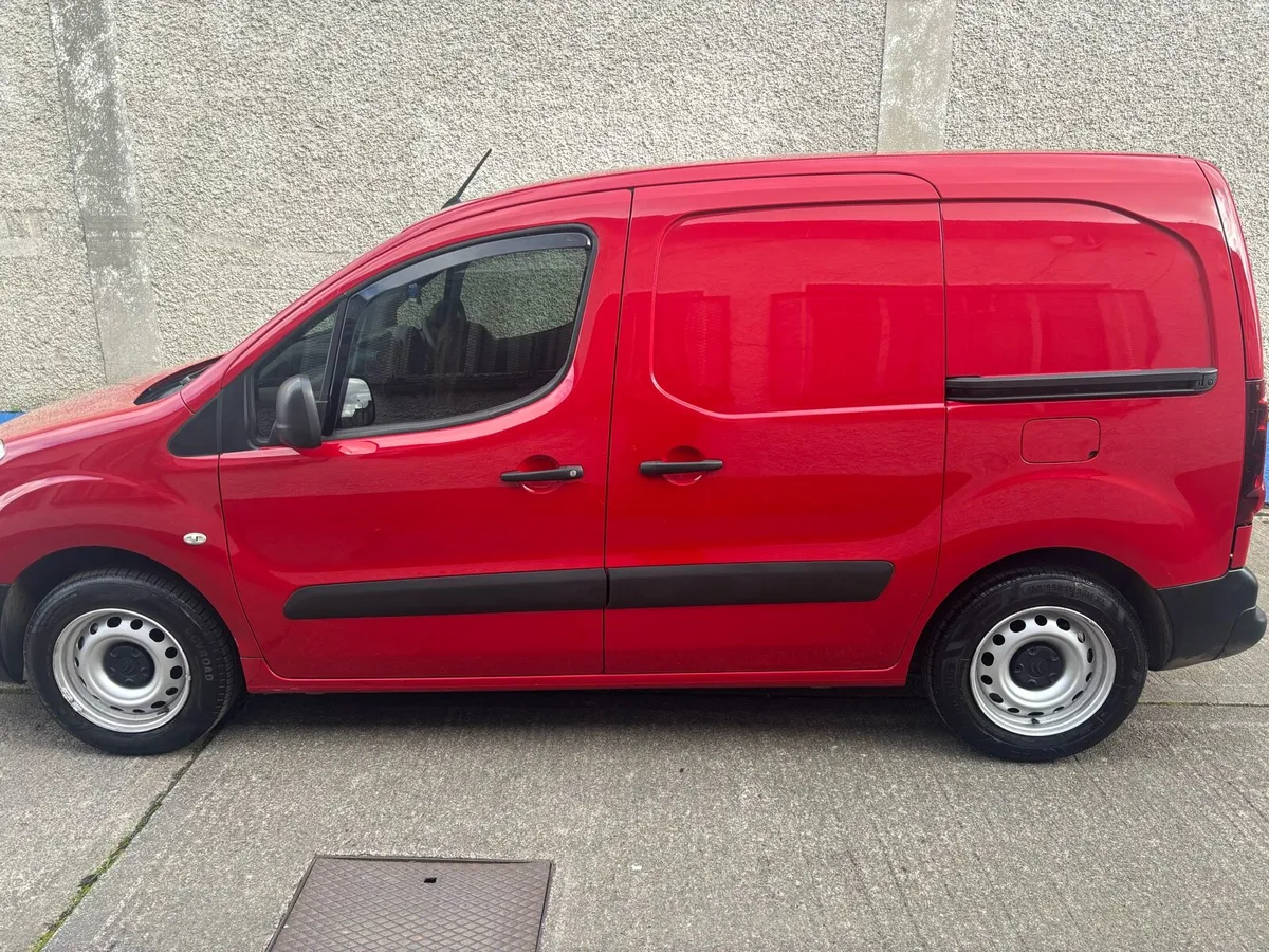 Citroen Berlingo 2017 automatic New DOE - Image 4