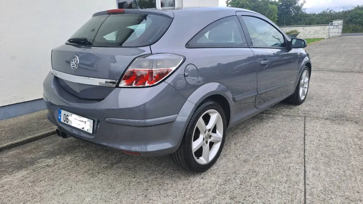 2006 Vauxhall Astra SRI 2.0 Turbo 16V 170BHP - Image 4