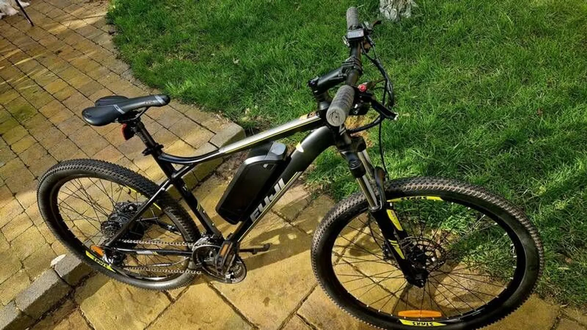 Fuji E Nevada 2.1 eBike (Electric Bike) for sale - Image 1