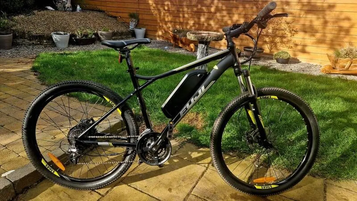 Fuji E Nevada 2.1 eBike (Electric Bike) for sale - Image 2