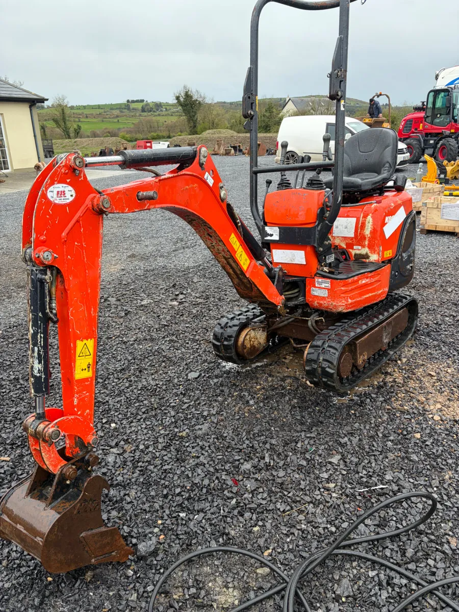 2020 Kubota k008 micro digger bundle - Image 1