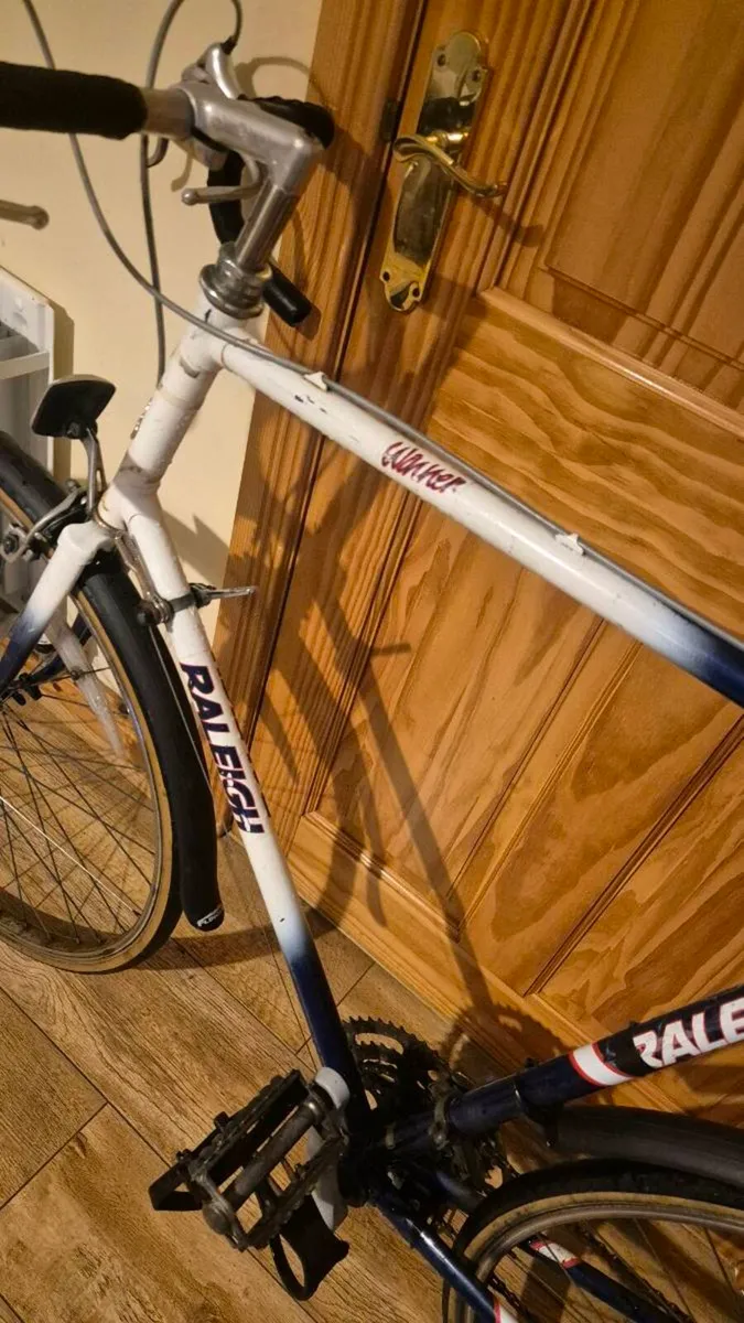 Classic vintage raleigh road racing bike - Image 3