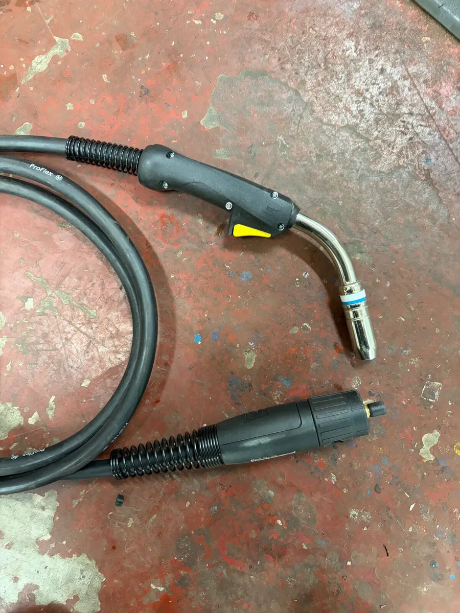 ESAB 210 Multi Process Welder - Image 4