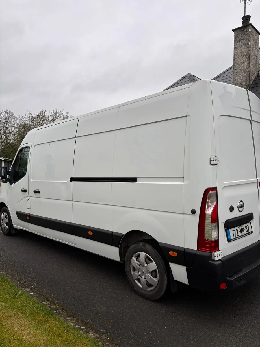 Nissan NV400 - Image 4