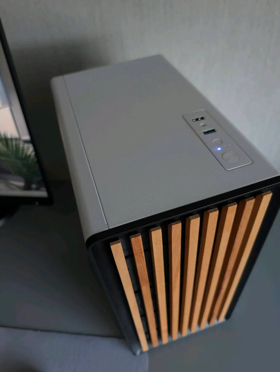 AMD Ryzen School / Office / Kids Light Gaming PC - Image 4