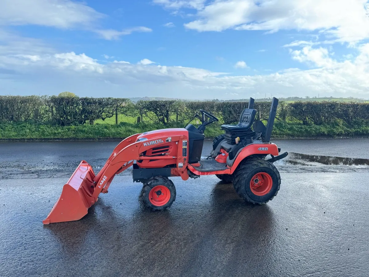 Kubota Compact Tractor - Image 1