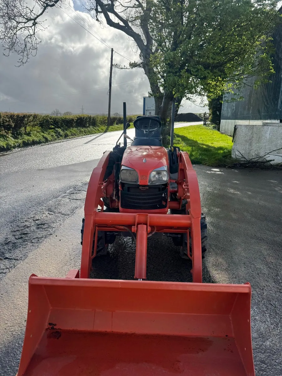 Kubota Compact Tractor - Image 2