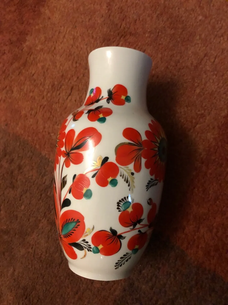 Vintage hand-painted Vase - Image 3