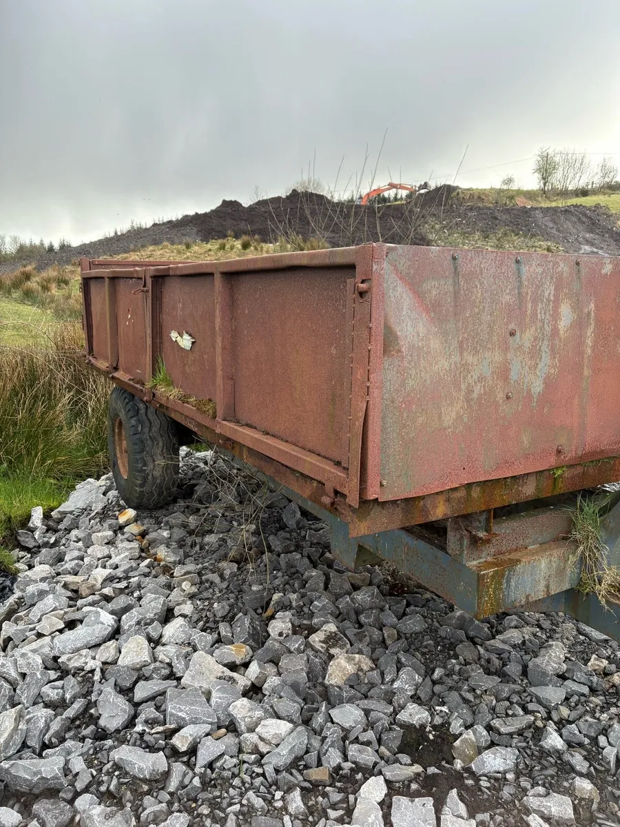Marshall tipping trailer - Image 1