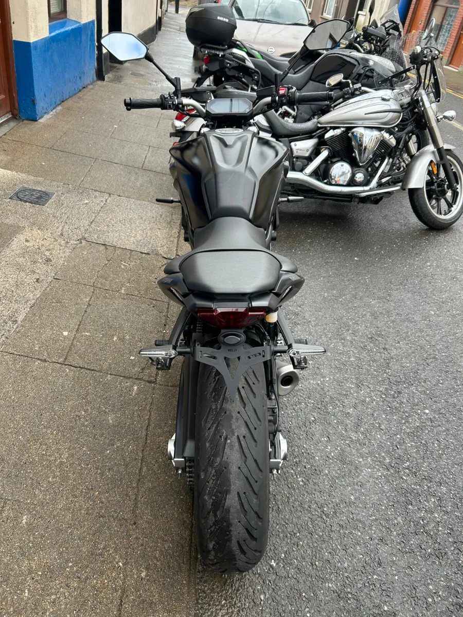 222 Yamaha MT 07 - Image 4