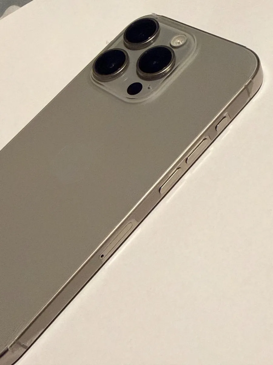 Doctor Used Iphone 15 Pro 256 (Spotless) - Image 2