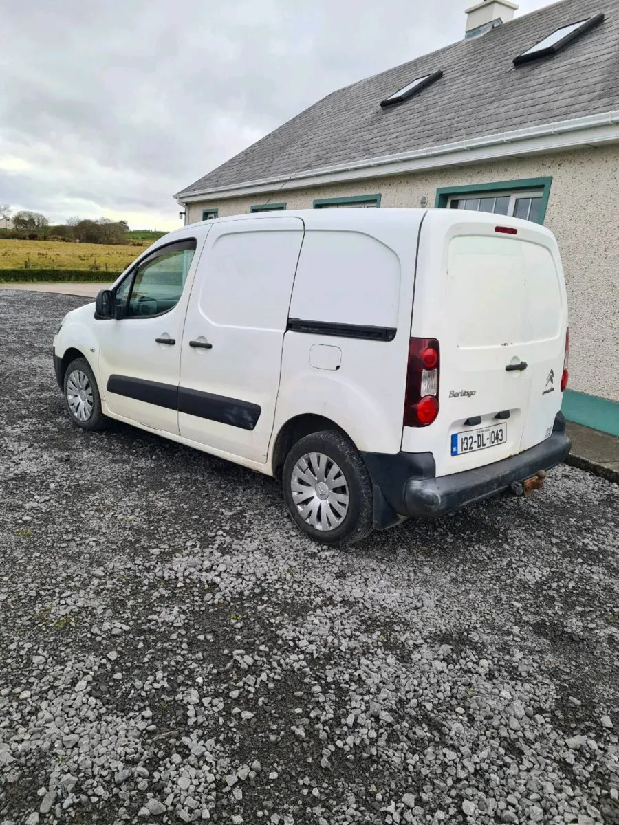 Berlingo 850 professional - Image 3