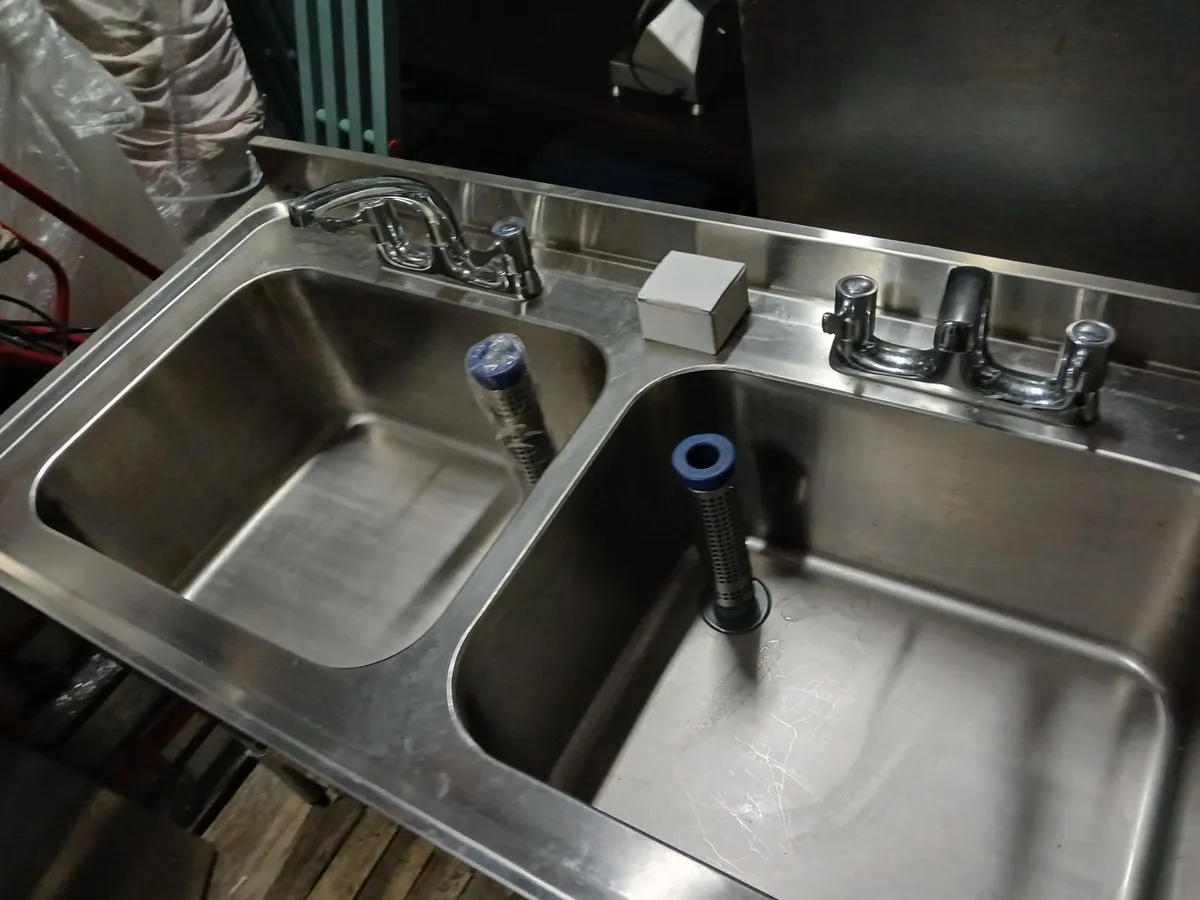 Staneless steel cabbinet double sink unit complete - Image 2