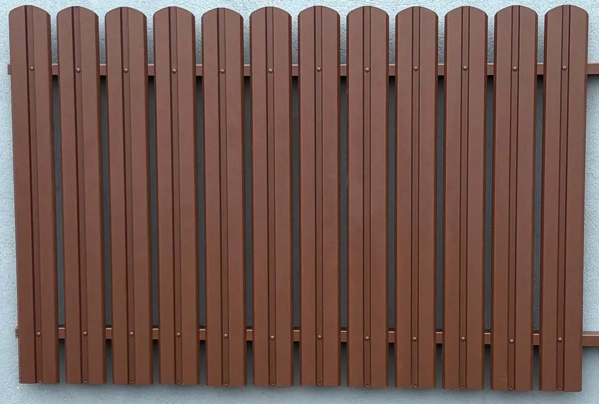 Garden fencing - Image 1