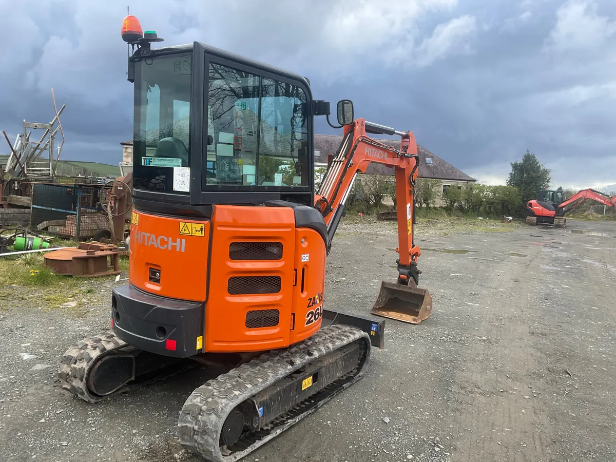 Hitachi 26u - Image 3