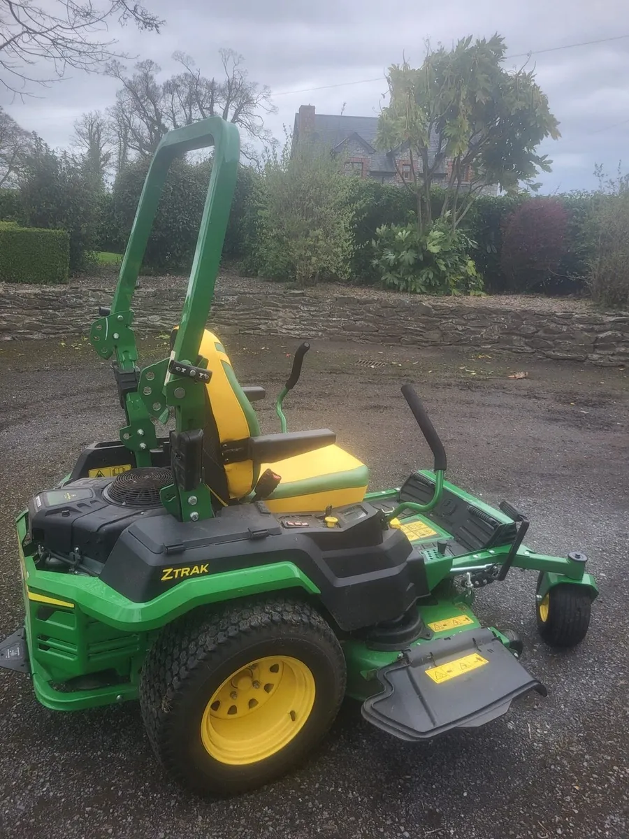 John Deere lawnmower - Image 2