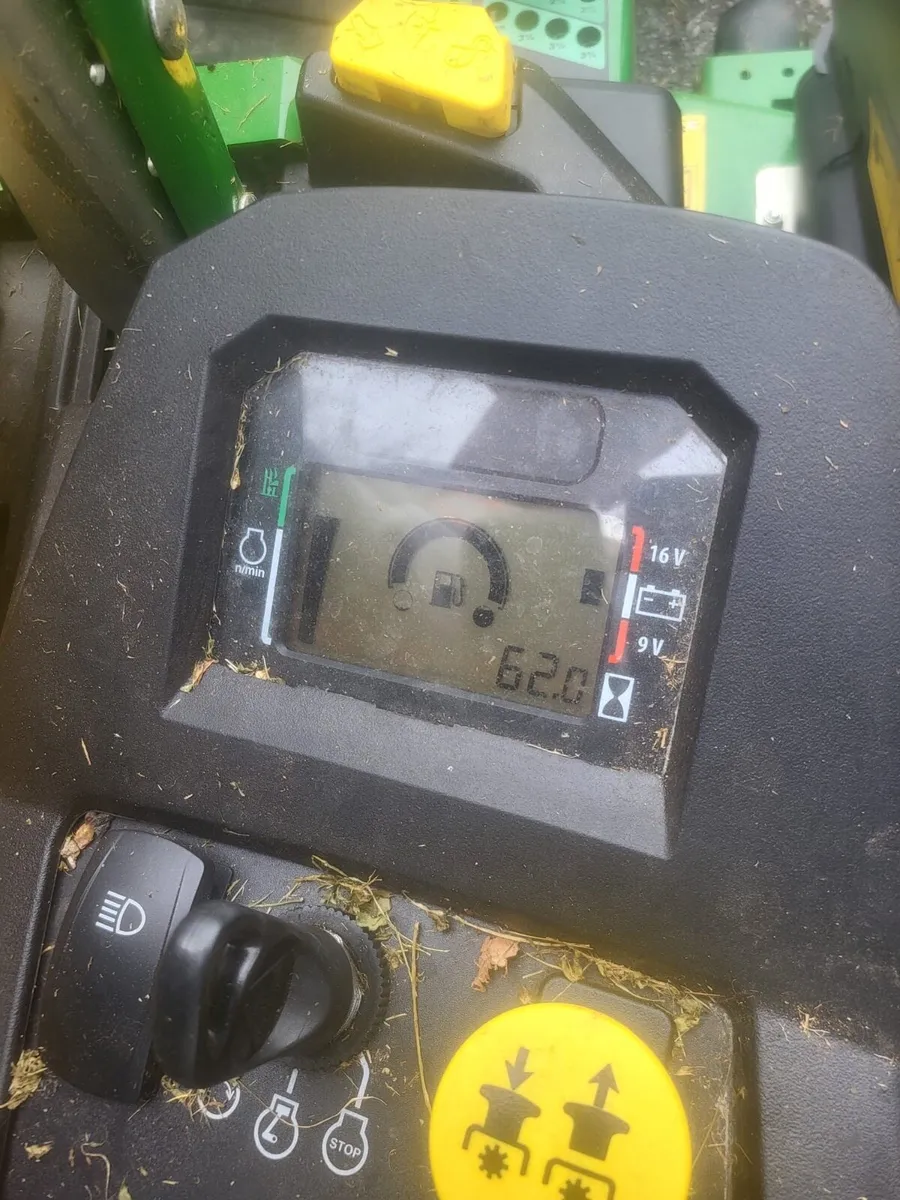 John Deere lawnmower - Image 4