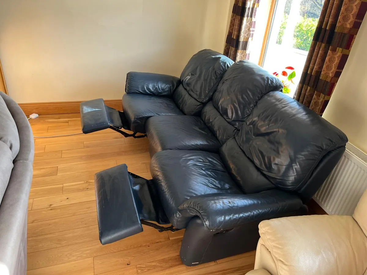 Couch pair - Image 1