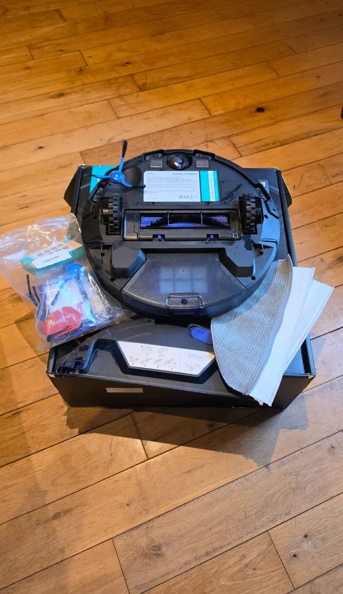 Eufy RoboVac X8 Hybrid (Laser Navigation, Vacuum + - Image 2