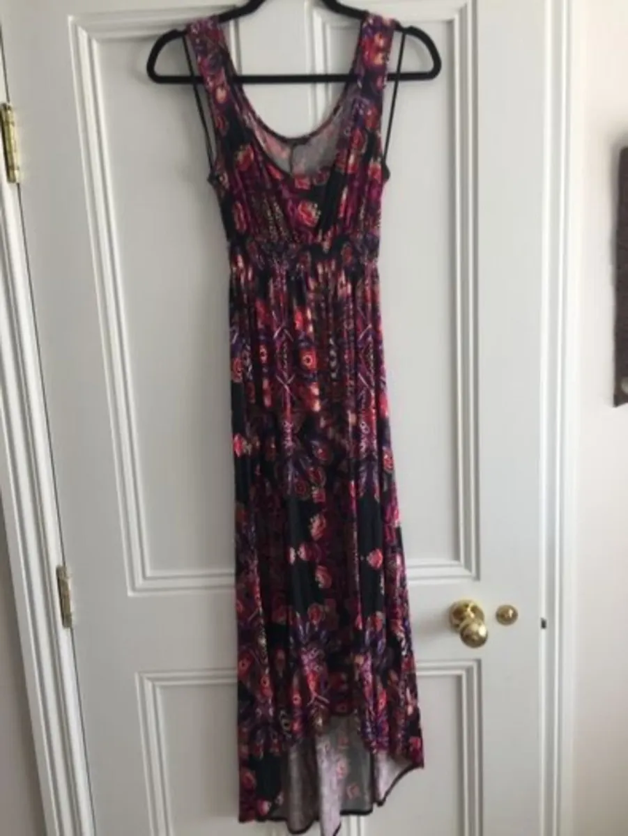 Ladies Maxi Dress: Size 8 - Image 3