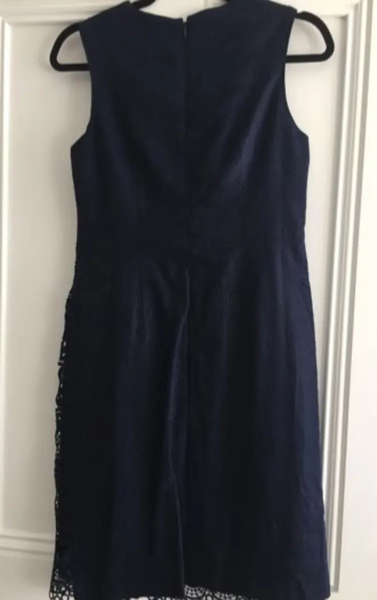 BRAND NEW Ladies Navy Lace Dress: - Size 8 - Image 3
