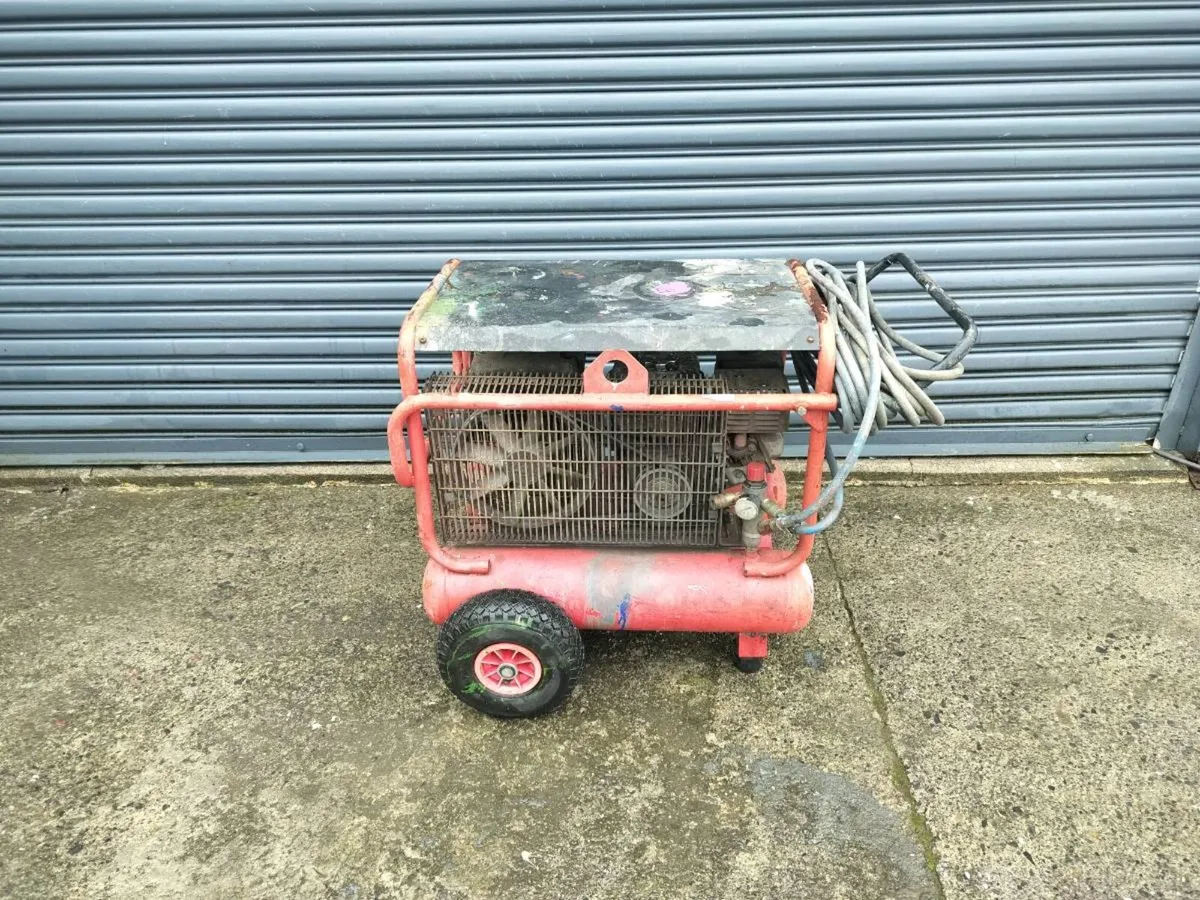 Fini Warrior MK102 Petrol Compressor - Honda GX120 - Image 2