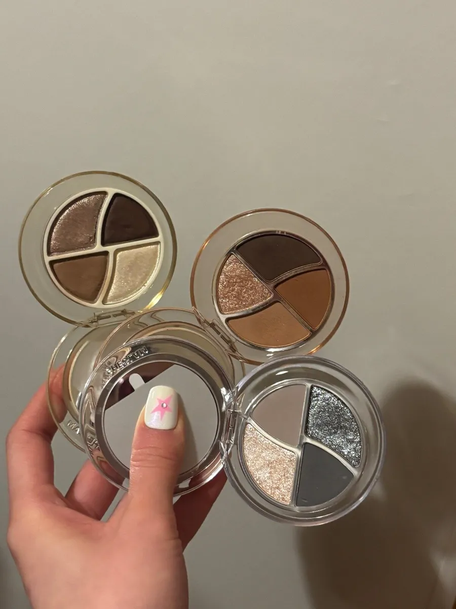 3 Sheglam eyeshadows
