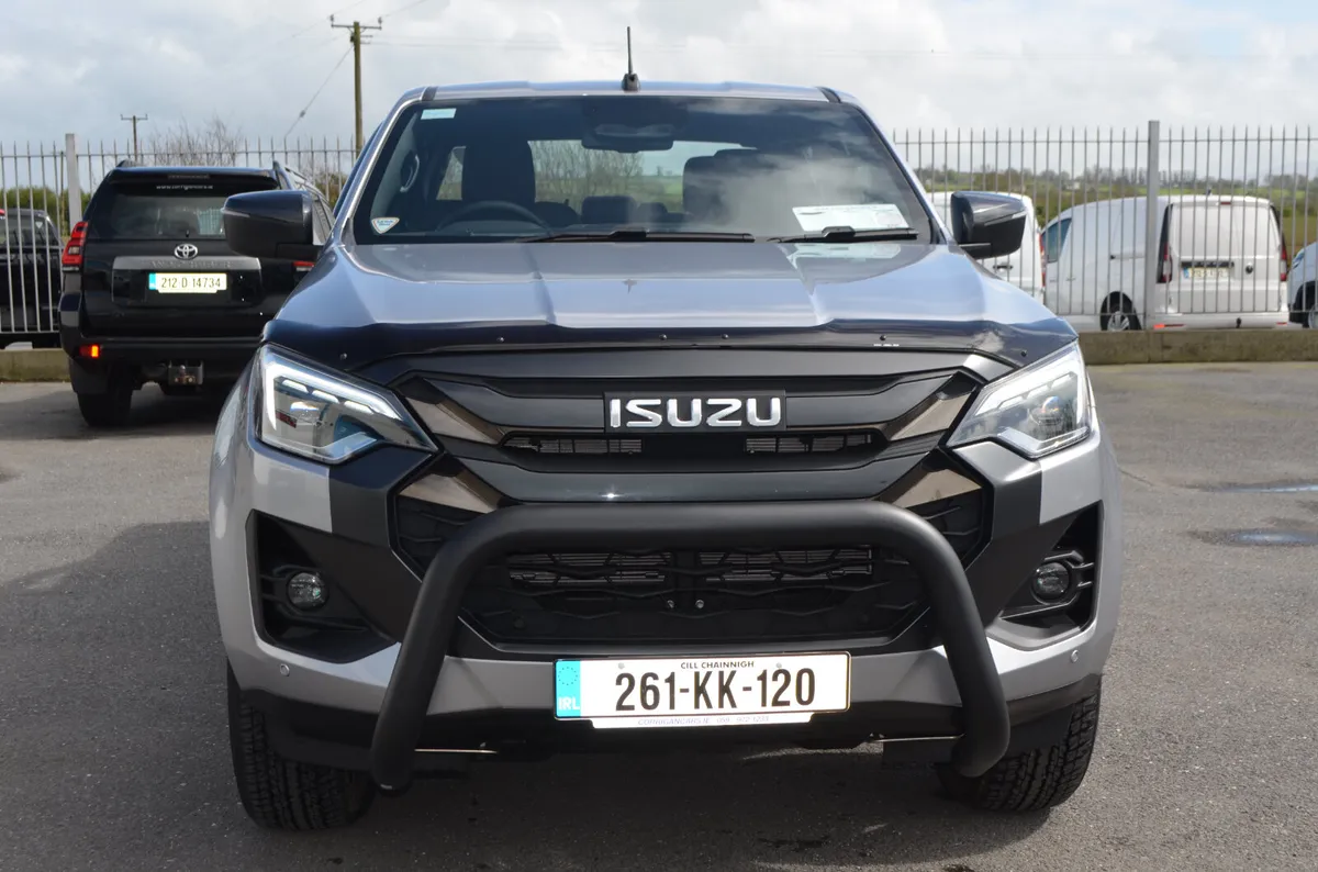 Isuzu D-Max Demo with extras - Image 2