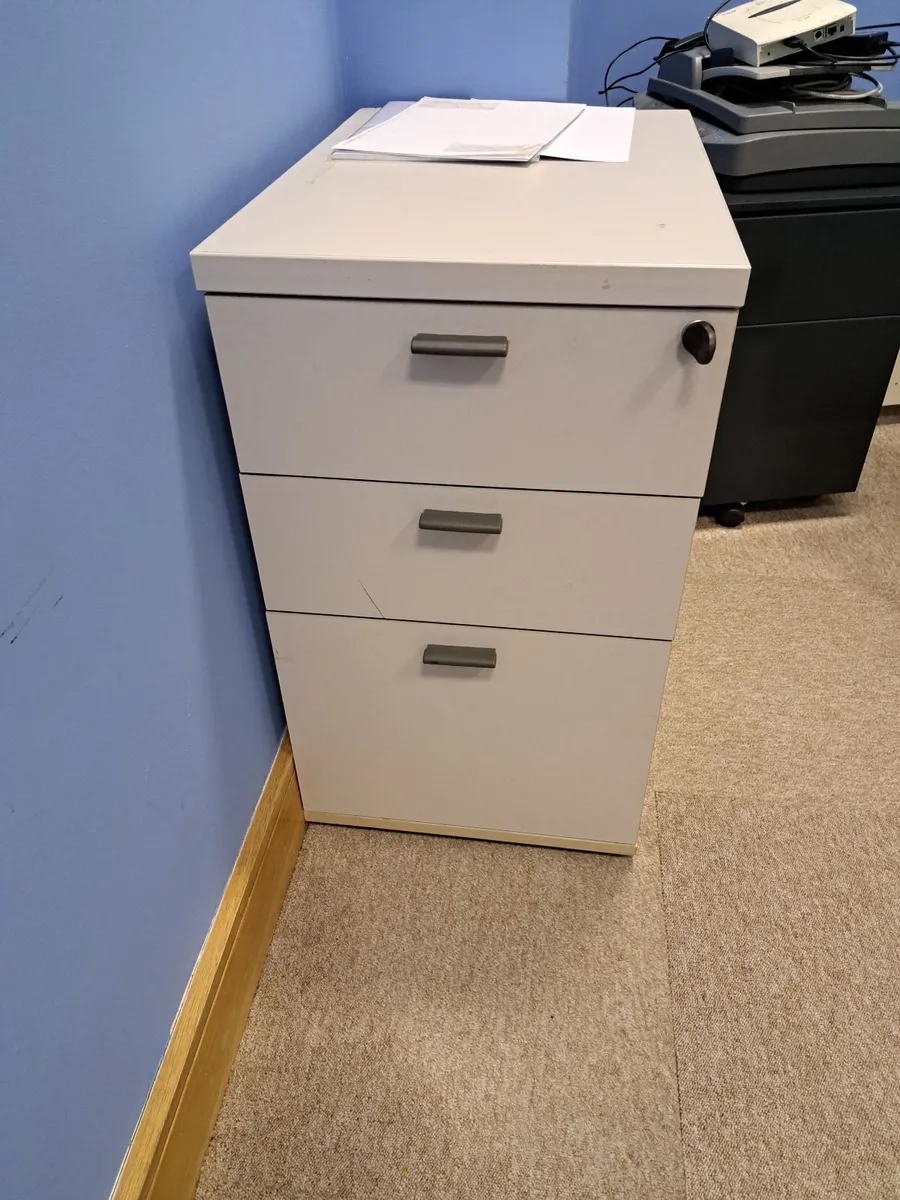 Free Office Pedestal - Image 2