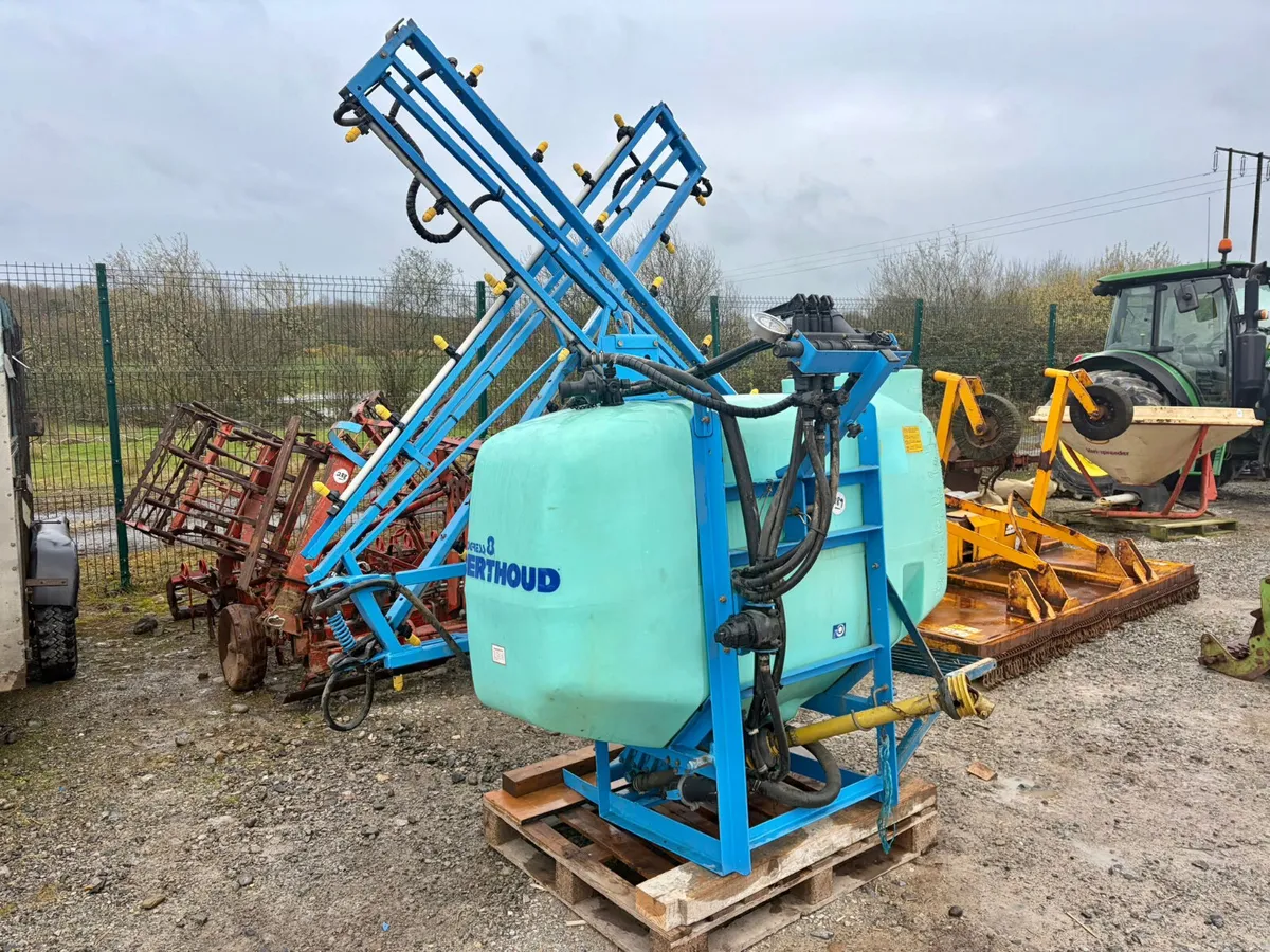 General Farm Equipment Auction Saturday - Image 1