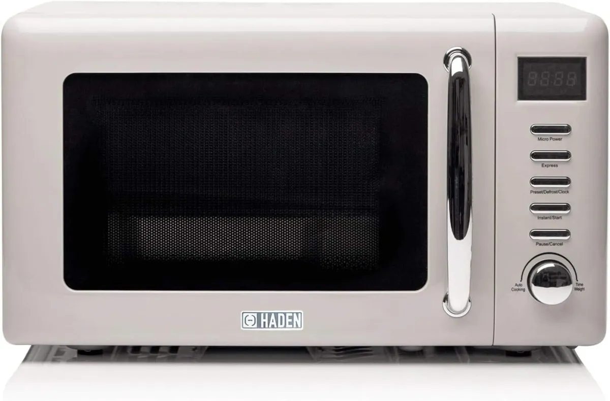 Cotswold 800W Microwave Oven - 20L Capacity 5 - Image 1