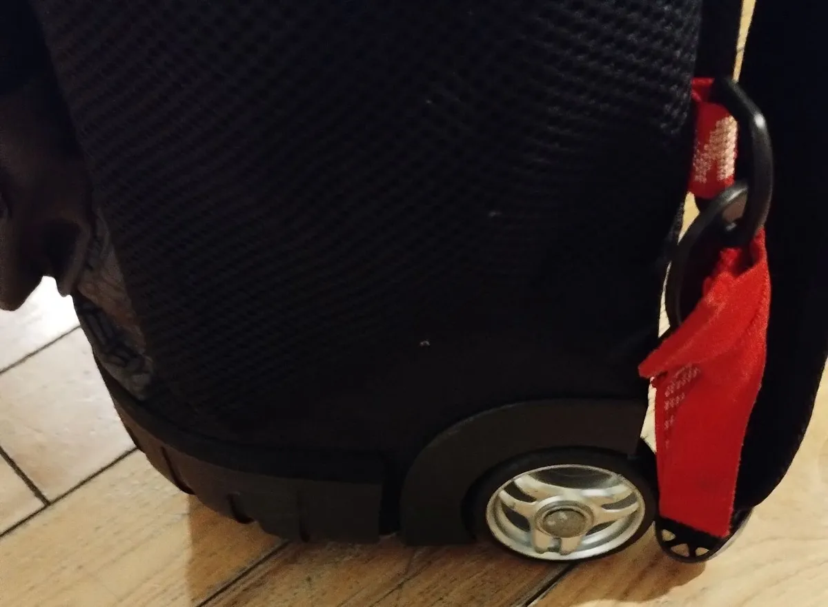 Spiderman pull back pack w. handle school suitcase - Image 3