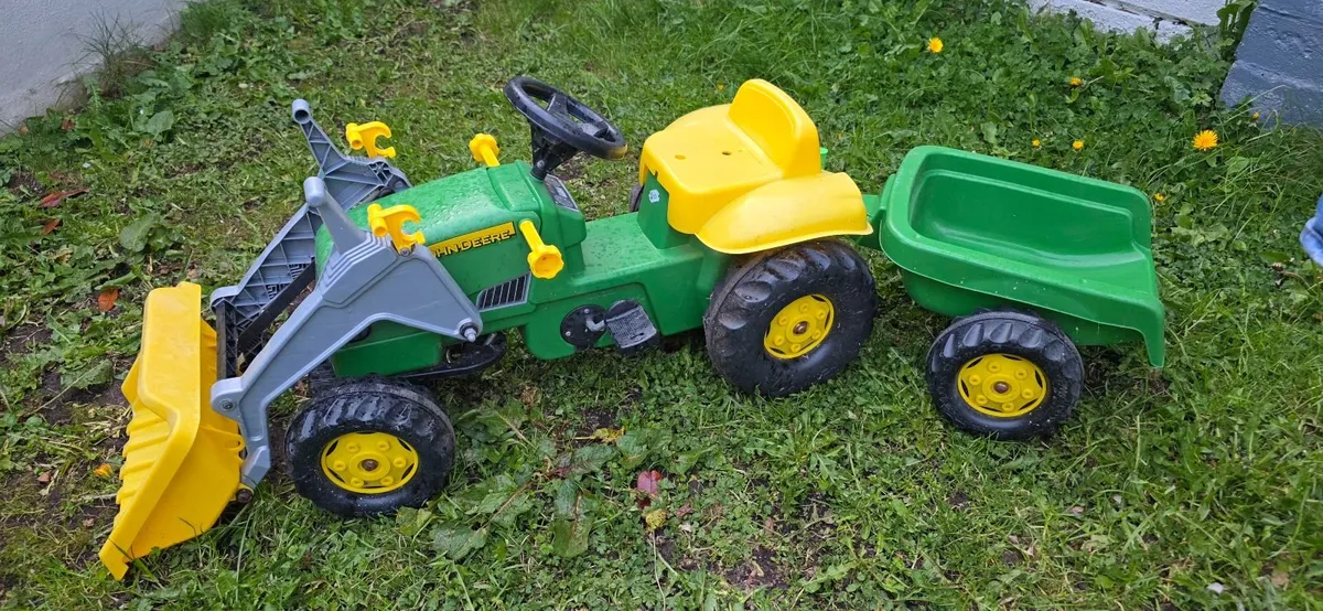 Ride-On John Deere Tractor with Loader & Trailer - Image 1