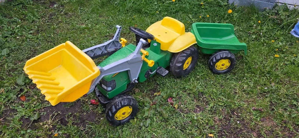 Ride-On John Deere Tractor with Loader & Trailer - Image 3