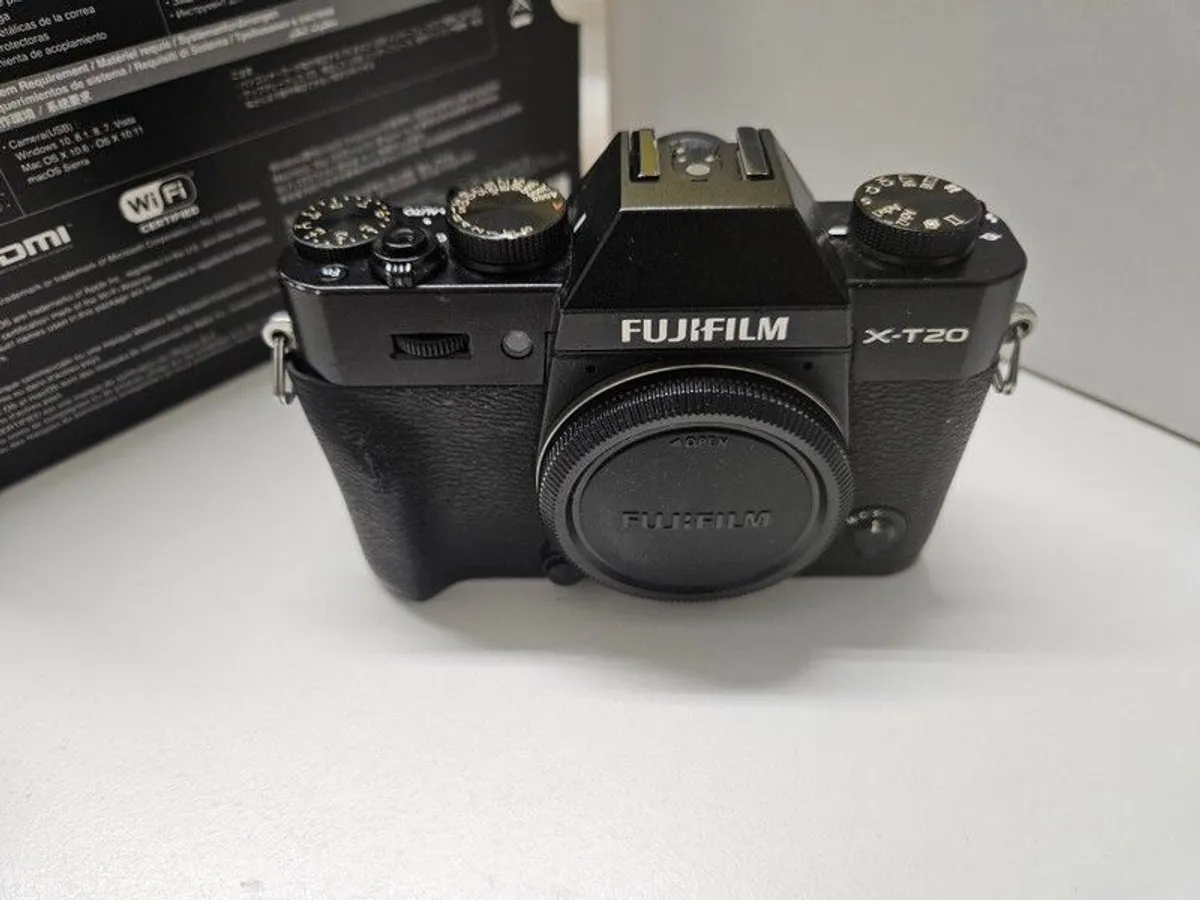 Price Drop - Fuji X-T20 - Body Only - Black - Image 2