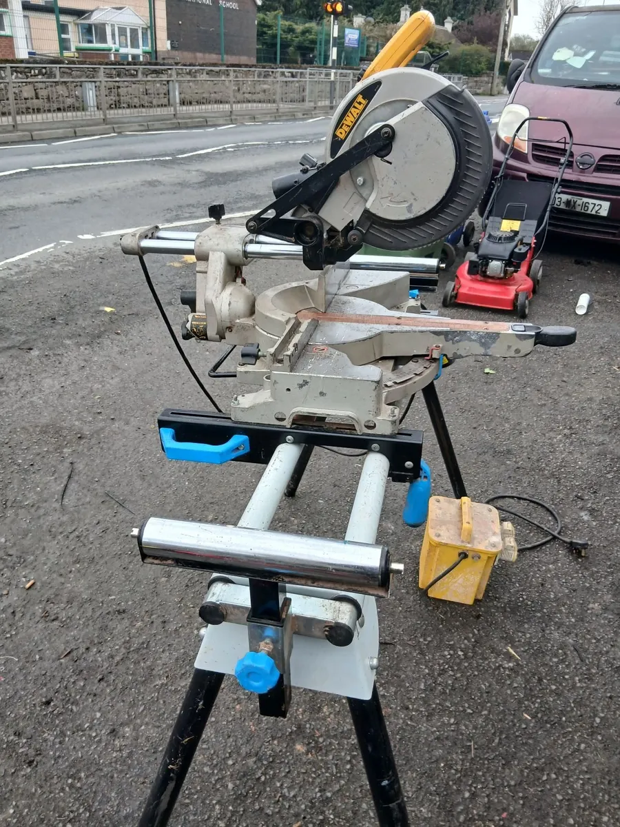 Dewalt 712Lk working 100-percent perfect - Image 3