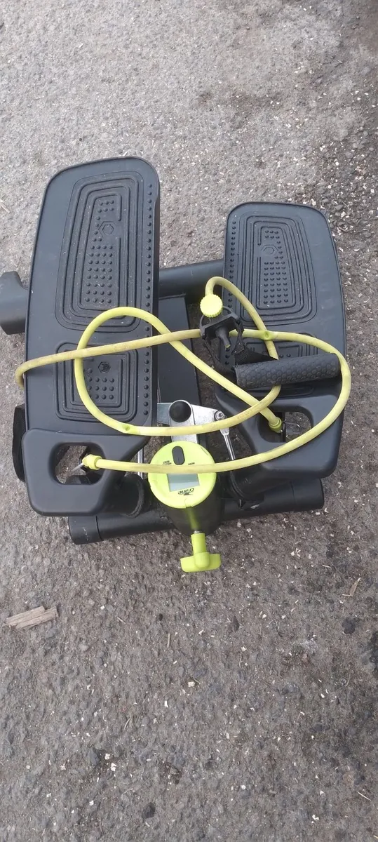 For exercising new never been used priced - Image 1