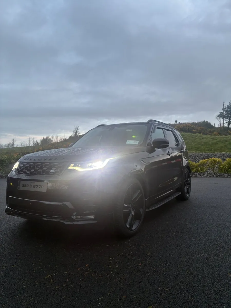 Land Rover Discovery 2025 - Image 1