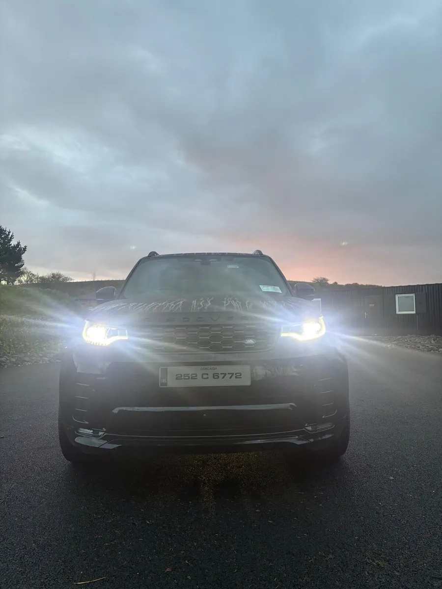 Land Rover Discovery 2025 - Image 4