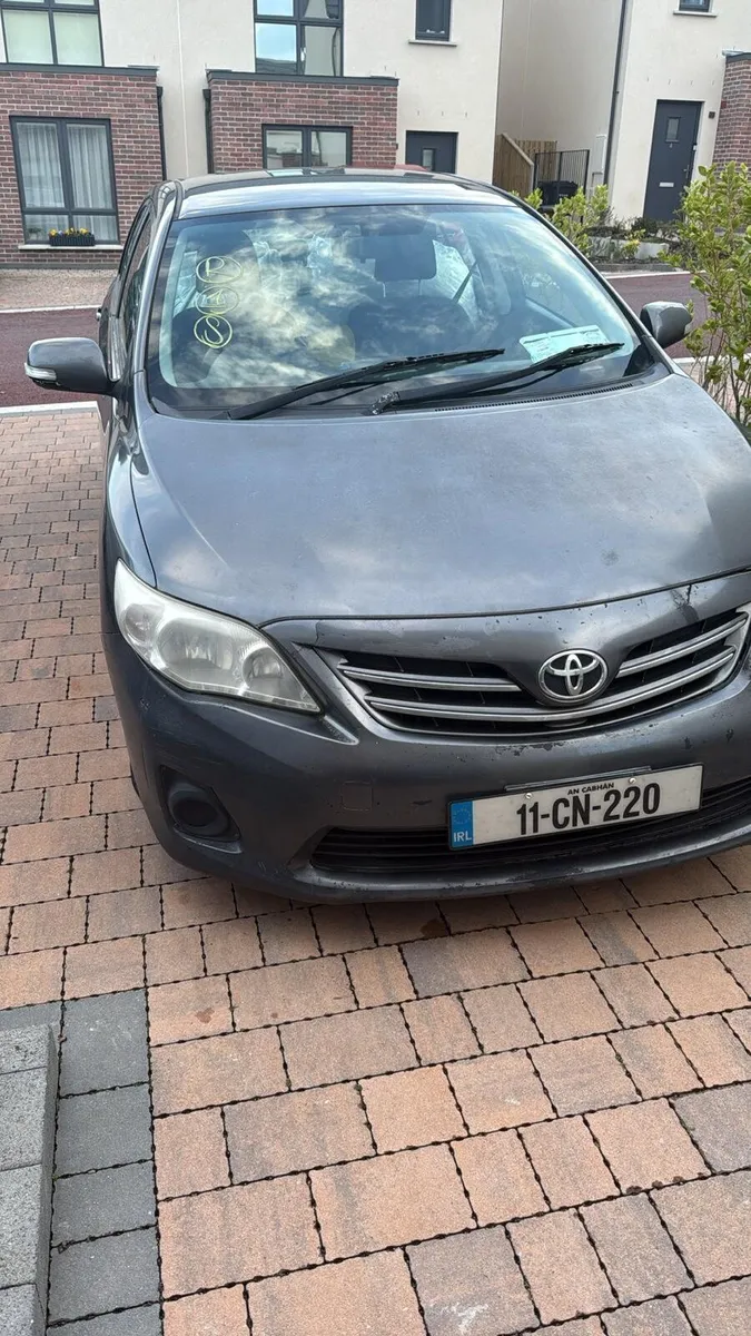 2011 Toyota corolla - Image 1