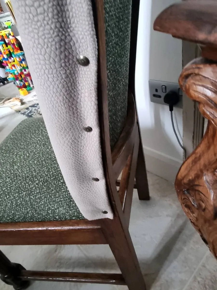 Stunning Carved Oak Chair...€145 - Image 3