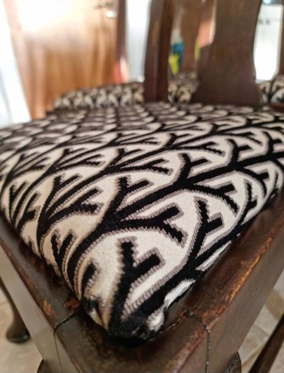 Stunning Antique Chairs x 5...€360 - Image 4