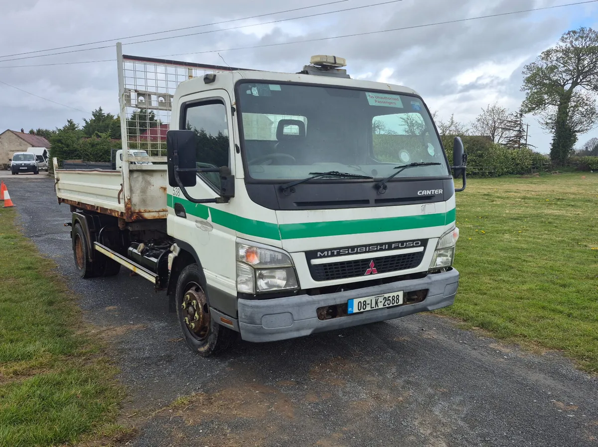 Mitsubishi Canter 2008 - Image 1