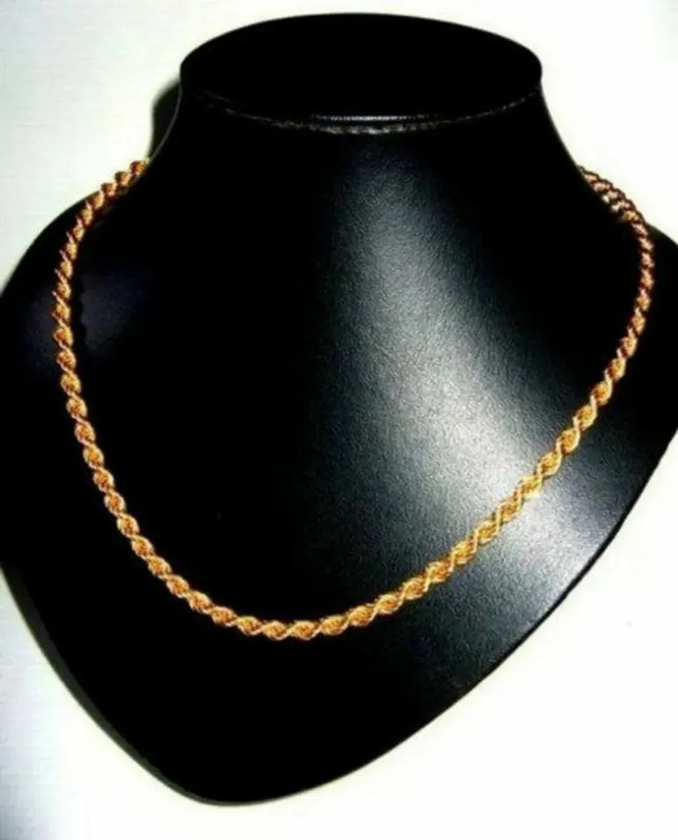 Vintage Hallmarked 9ct Gold Heavy Rope Chain - Image 1