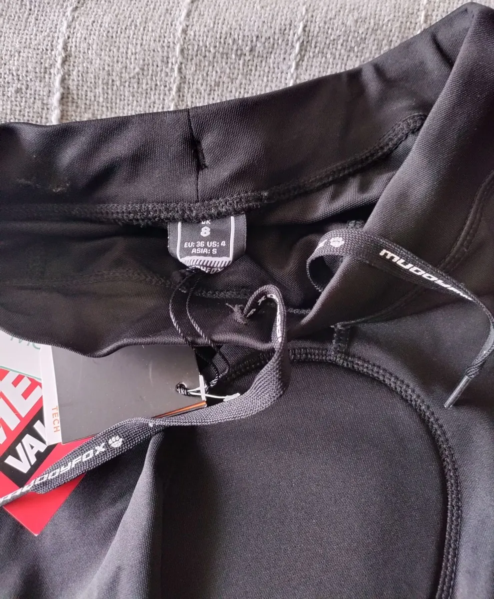 MuddyFox cycling shorts sz8 New - Image 4